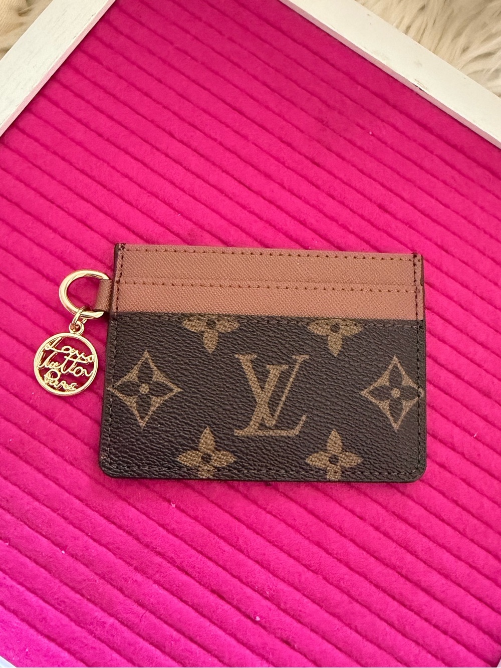 Card holder / tarjetero